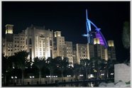 Vienas prabangiausių pasaulio viešbučių - Burj al Arab. Scanpix nuotr. 