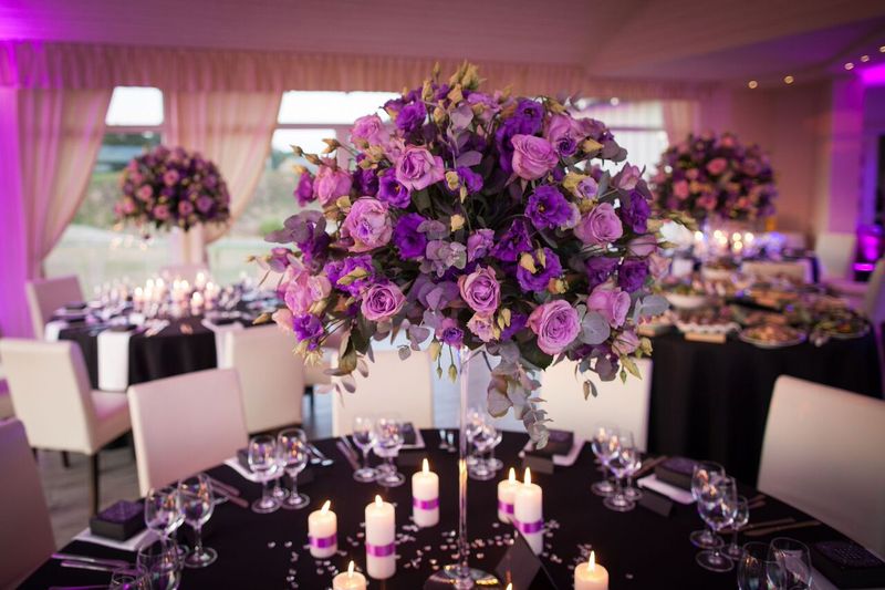Patogumas ir visumos darna - tai, kas padės sukurti magiškai kerinčias Jūsų vestuvių stalo dekoracijas!