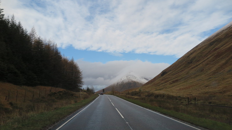 Po Škotiją automobiliu A82 kelias po aukštikalnes