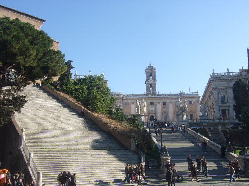 Ką pamatyti Romoje Mikelandželo laiptai kodronata ir kapitolijus