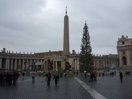 lankomos romos vietos obeliskas bernini kolonada