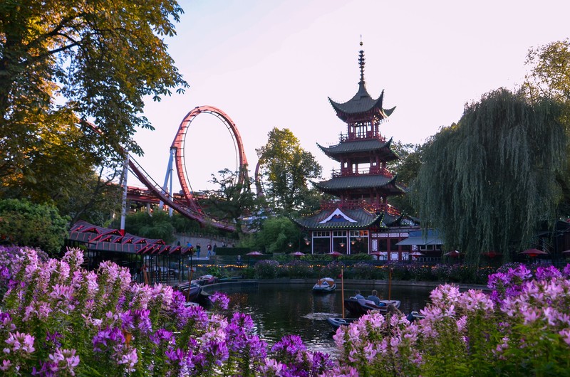 Tivoli Gardens, ka veikti Kopenhagoje