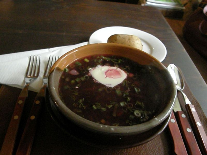 Šalta cibulinė sriuba