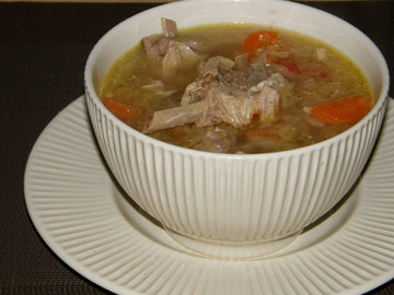 Raugintų kopūstų sriuba su avienos šonkauliukais