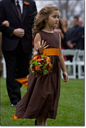 gėlių mergaičių suknelės rudeniui