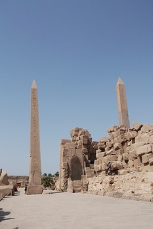 Obeliskai Karnako šventykloje