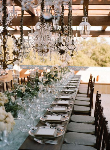 Vintažinis vestuvių stalas