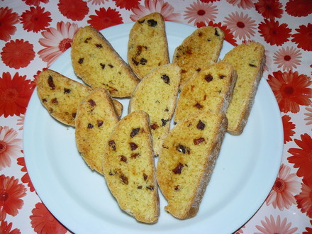 Itališki sausainiai "Biskotti" su džiovintomis kriaušėmis